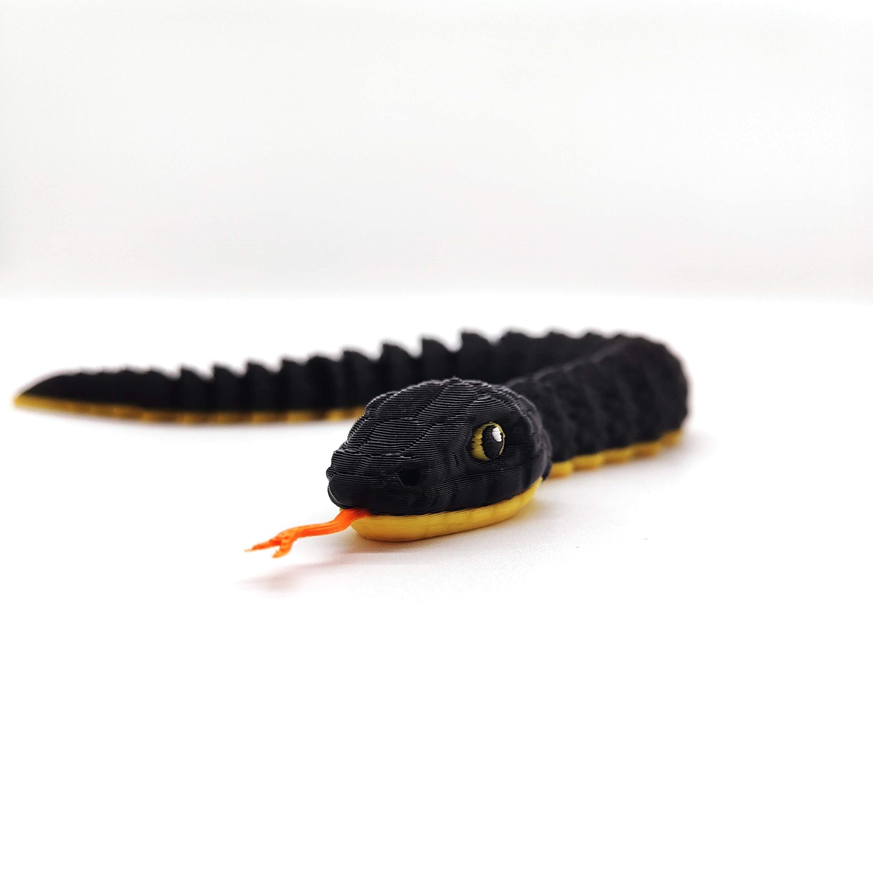Snake with Flexible, Wiggling Motion – Perfect for Stress Relief, Fidgeting, Desk or Shelf Decor, Pet Enrichment, Educational Tools